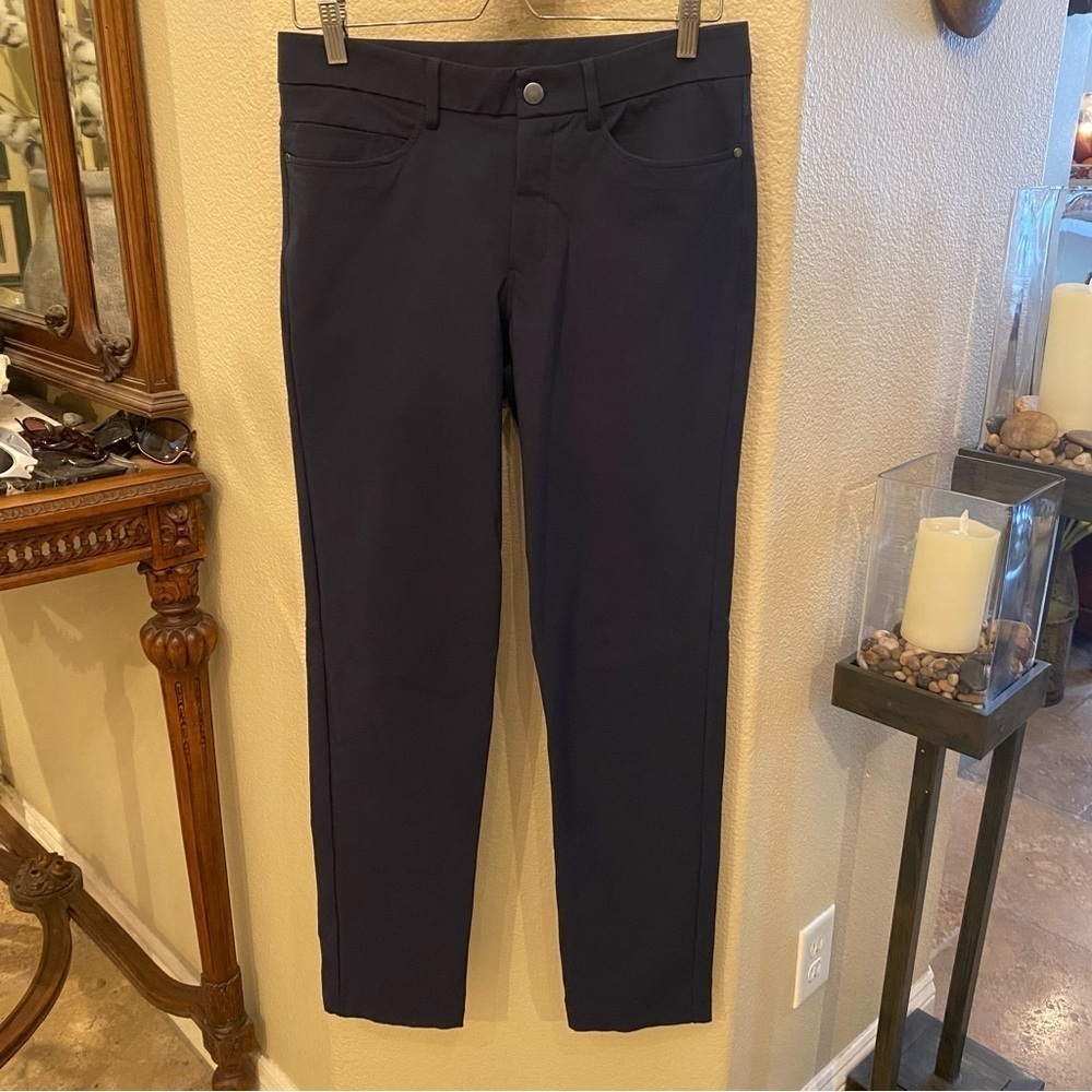 CRZ YOGA Men Navy Pants Size 16” Flat